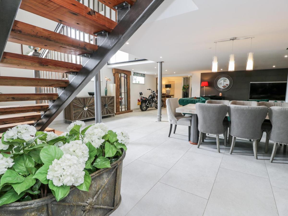 Capel Mawr, Basement 19 Holiday home Caernarfon