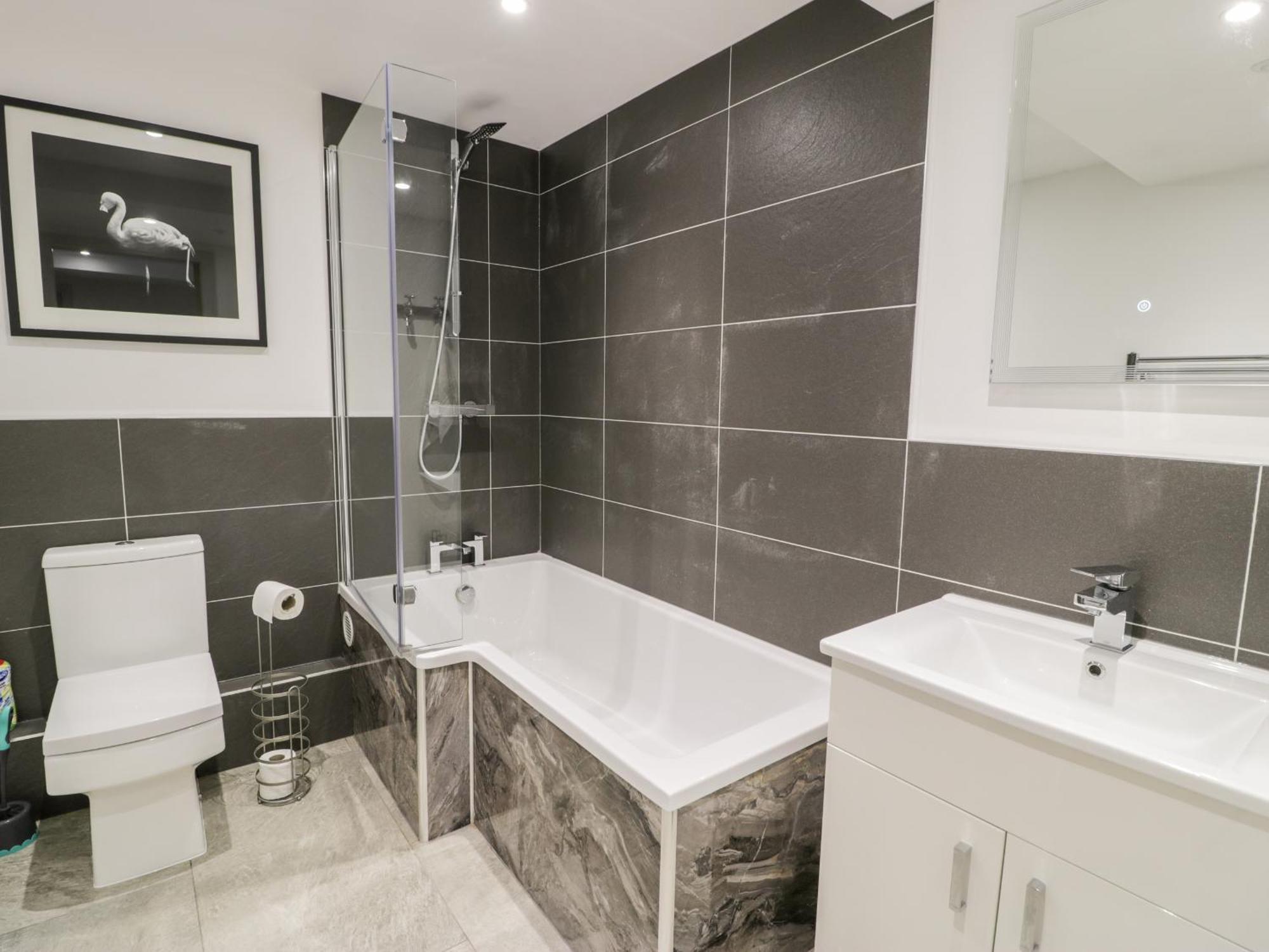 Capel Mawr, Basement 19 Holiday home
